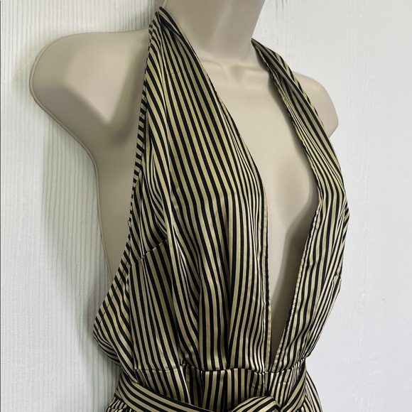 Asos - NWT Gold And Black Stripe Halter Deep V Neck Belted Jumpsuit Size 10 - Picture 4 of 11